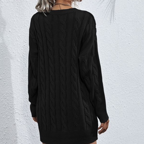 Cozy Grey oversized chunky knit cable sweater dress - Picture 12 of 12